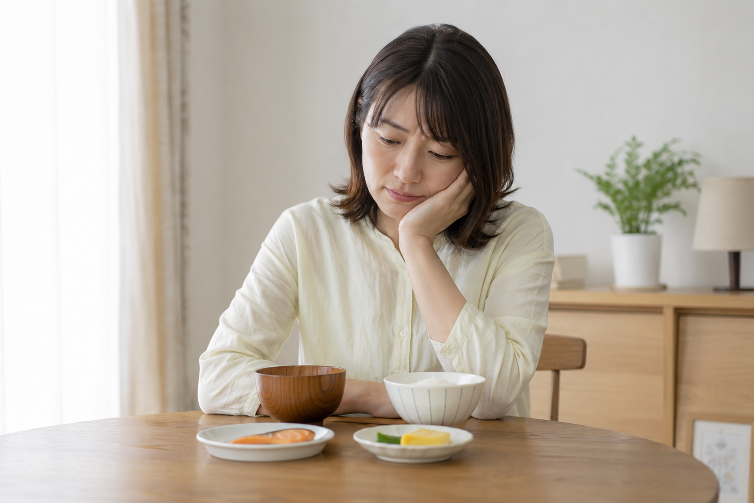 【熊本市西区】食欲不振の原因について！病院へ行くべき症状について解説】